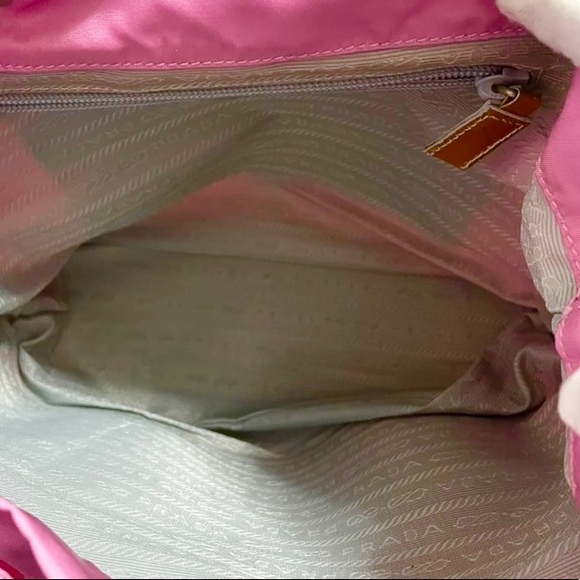 AUTHENTIC PRADA🌟🌸SUMMERY PINK🌟BACKPACK! - Picture 10 of 16